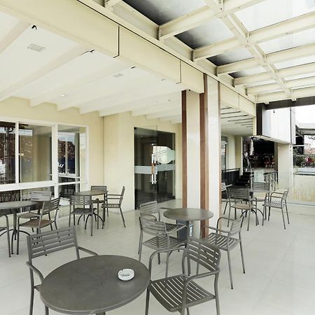 D'Kalpa Hotel Demangan Джокьякарта Экстерьер фото